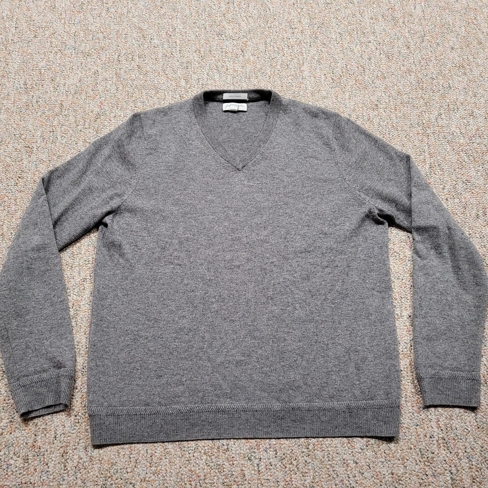 John W Nordstrom Sweater Mens Large‎ Grey Cashmere Pullover Solid VNeck Preppy